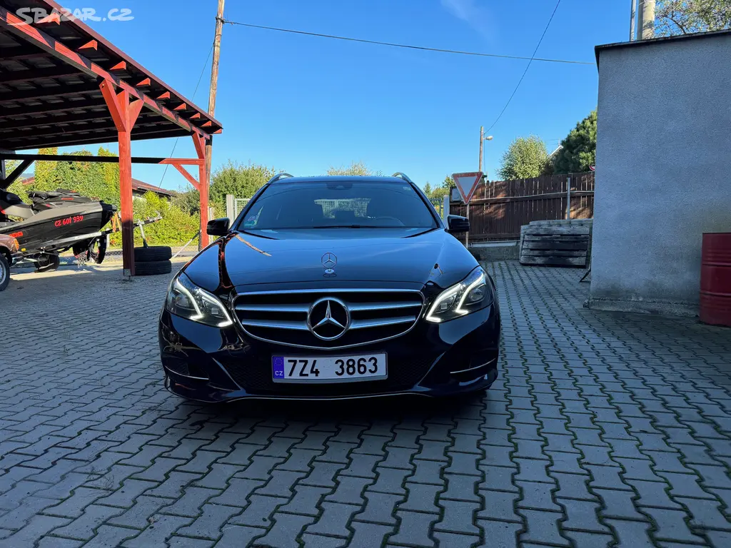 Prodám Mercedes E 220 4x4 automat provoz 2017